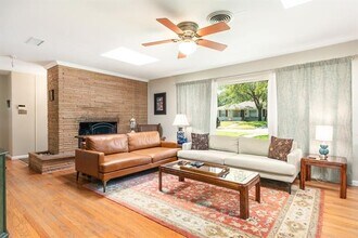 6803 Blessing Dr in Dallas, TX - Building Photo - Building Photo