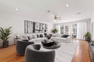 1433 Oneil St in Houston, TX - Building Photo