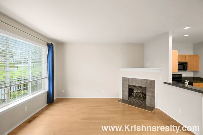 2441 NW Rogue Valley Terrace in Beaverton, OR - Building Photo - Building Photo