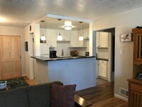 638 Russell Dr SW in Los Lunas, NM - Foto de edificio - Building Photo