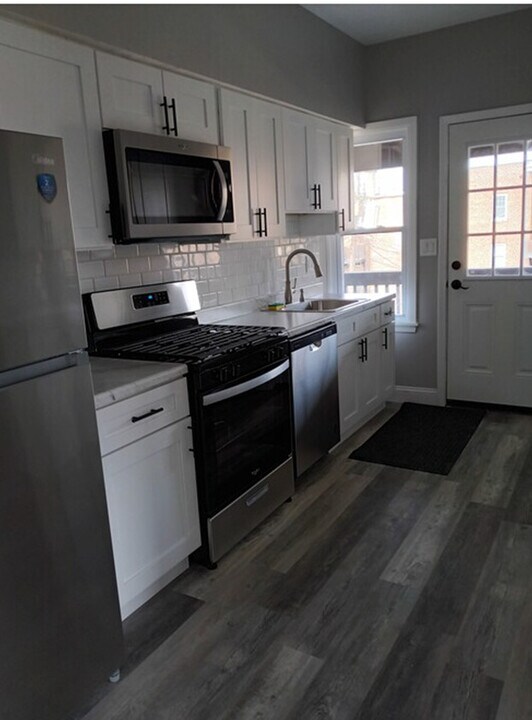 12962 Clifton Blvd in Lakewood, OH - Building Photo