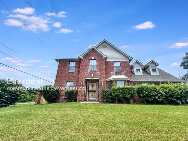 5240 Shady Ridge Dr