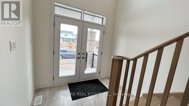 86 Canvas Crescent in Welland, ON - Building Photo - Building Photo