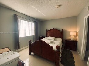 11601 SW 2nd St, Unit 201 in Pembroke Pines, FL - Building Photo - Building Photo