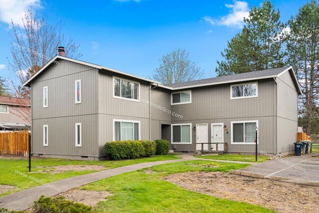 17324 SW Merlo Rd in Beaverton, OR - Building Photo - Building Photo