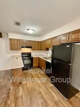 122 Sugar Pine Ln in O'Fallon, IL - Building Photo - Building Photo