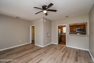 4733 Irvington Ave in Jacksonville, FL - Building Photo - Building Photo