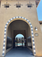40321 Calle Real in Murrieta, CA - Building Photo - Building Photo