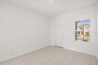 6009 Zen Wy in Clermont, FL - Building Photo - Building Photo