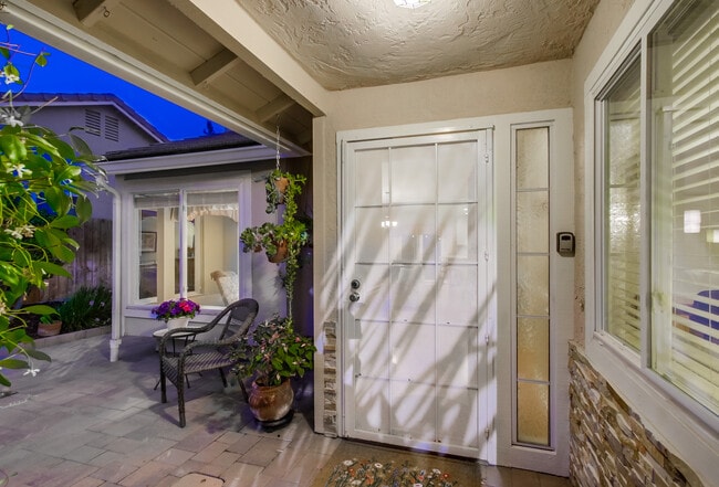 717 Dane Dr in San Marcos, CA - Building Photo - Building Photo