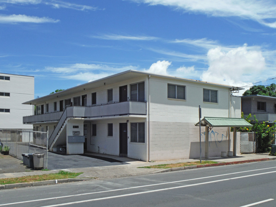 830 University Ave in Honolulu, HI - Building Photo