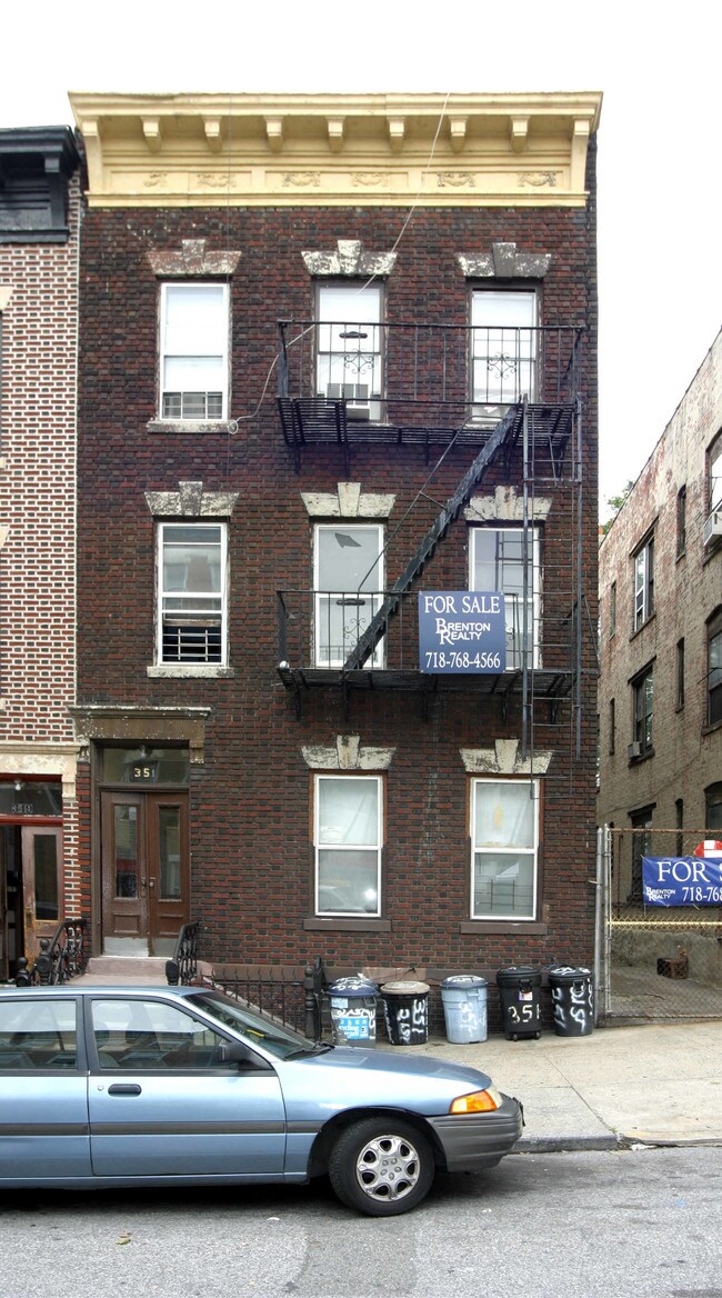 351 21st St in Brooklyn, NY - Foto de edificio - Building Photo