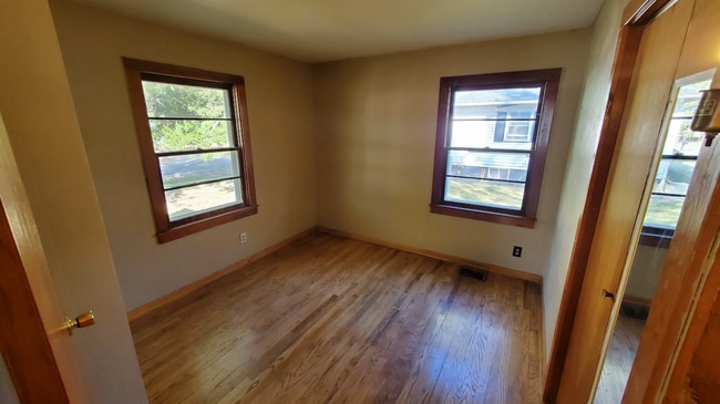 property at 1414 43rd St