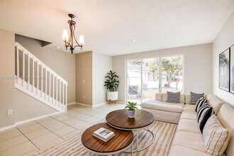 2281 NE 42nd Cir in Homestead, FL - Building Photo - Building Photo