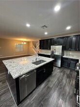 8148 Old Skye Ct in Las Vegas, NV - Building Photo - Building Photo