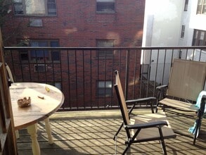 30 S Huntington Ave, Unit 4 in Boston, MA - Building Photo - Building Photo