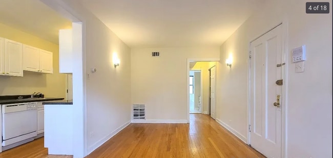 2952 N Seminary Ave in Chicago, IL - Foto de edificio - Building Photo