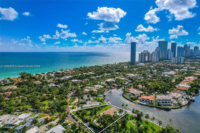 288 S Pkwy in Golden Beach, FL - Building Photo - Building Photo