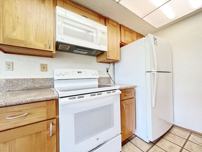 98-1770 Ka?ahumanu St in Pearl City, HI - Building Photo - Building Photo