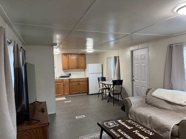 60 Kraman Ln in Dover, DE - Building Photo - Building Photo