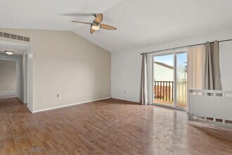 1600 Wimbledon Dr in Walled Lake, MI - Building Photo - Building Photo