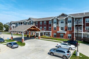 Meadowview of Johnston in Johnston, IA - Building Photo
