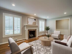 6906 Currin Dr in Dallas, TX - Building Photo - Building Photo