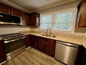 2033 Univeter Rd in Canton, GA - Building Photo - Building Photo