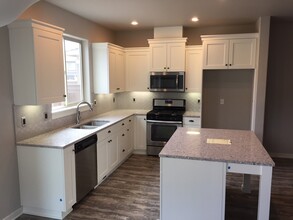 3055 SW Black Butte Ln in Redmond, OR - Building Photo - Building Photo