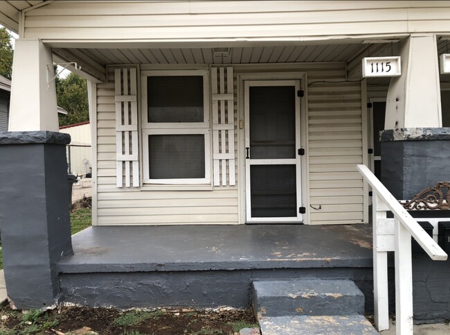 1115 NW 9th St in Oklahoma City, OK - Building Photo - Building Photo