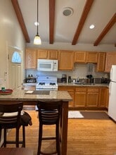 109 S Laurel Ave, Unit 0 in Los Angeles, CA - Building Photo - Building Photo