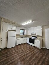 2013 Watson Way in Tallahassee, FL - Building Photo - Building Photo