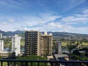 2450 Prince Edward St in Honolulu, HI - Building Photo - Building Photo