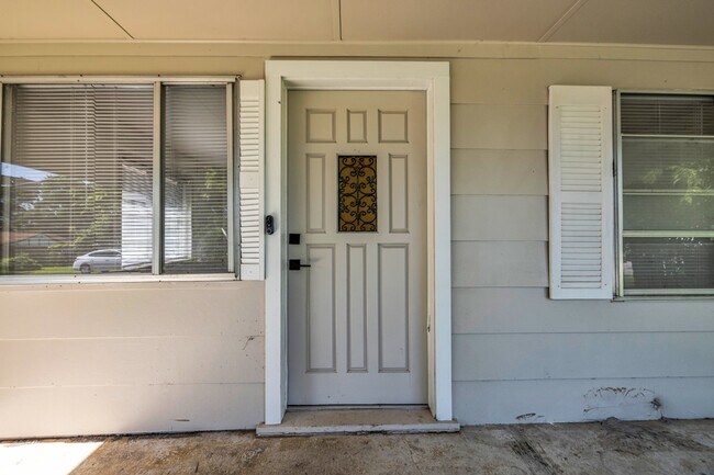 114 E Ross Ave in Sapulpa, OK - Building Photo - Building Photo