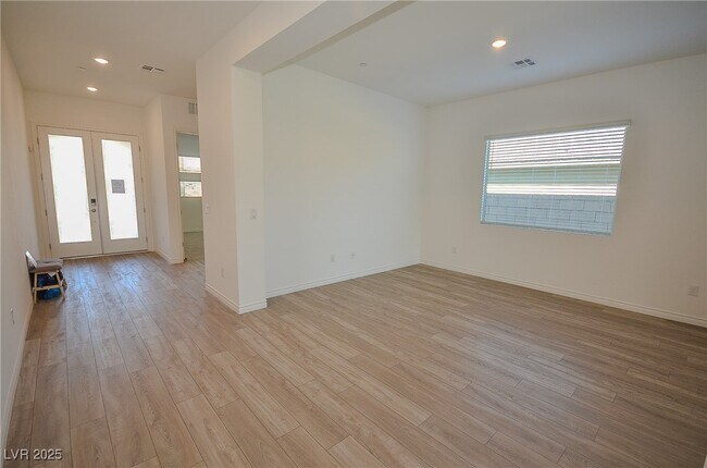 property at 12457 Heritage Bend Dr