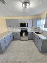 613 Memorial Dr in Sebring, FL - Building Photo - Building Photo