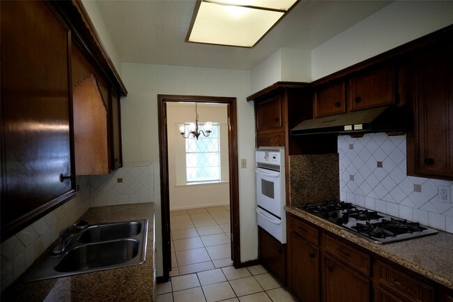 property at 12515 Bexley Dr