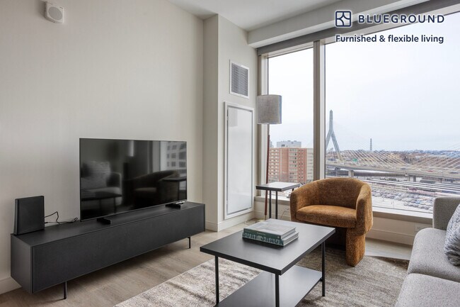 35 Lomasney Wy-Unit -FL10-ID1006 in Boston, MA - Building Photo - Building Photo