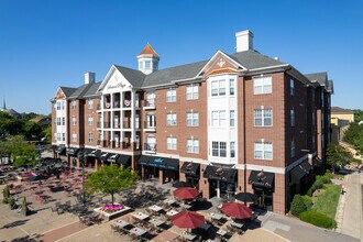 Station Plaza Apartments - Building A in Kirkwood, MO - Building Photo - Building Photo