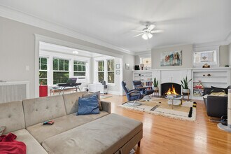 935 Judson Ave in Evanston, IL - Building Photo - Building Photo