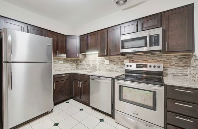 property at 2323 S Goebbert Rd