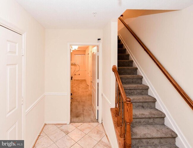 property at 1401 Deep Gorge Ct