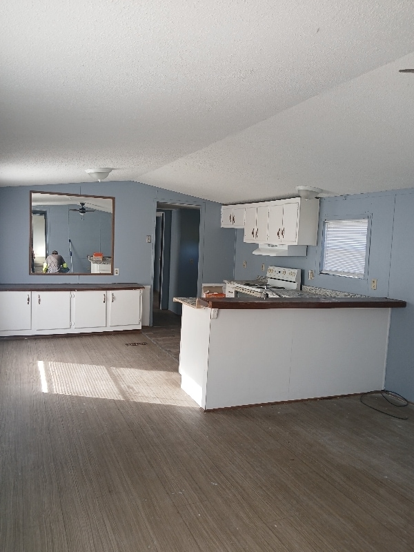 1705 Woodlawn Ct in Florence, SC - Foto de edificio - Building Photo