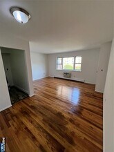 86 Contant Ave, Unit 9B in Lodi, NJ - Building Photo - Building Photo