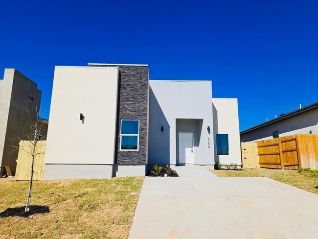 property at 5006 Cherimoya Ln