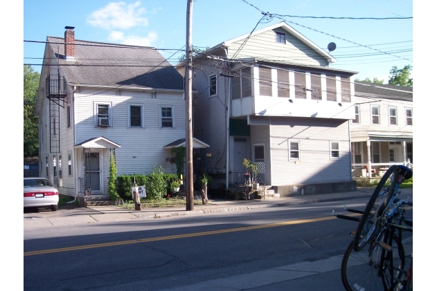 385 Main St in Rosendale, NY - Building Photo