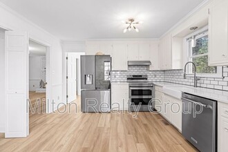 7709 Highlandview Cir in Raleigh, NC - Building Photo - Building Photo