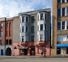 Mohawk Place in Buffalo, NY - Building Photo