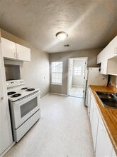 2231 NW 26th St in Lawton, OK - Building Photo - Building Photo