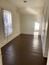 324-324-324-322 5th Ave in Eau Claire, WI - Building Photo - Building Photo
